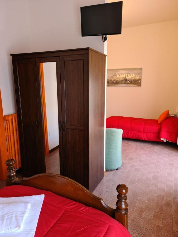 Villa Terzaghi Gorla Minore Екстер'єр фото