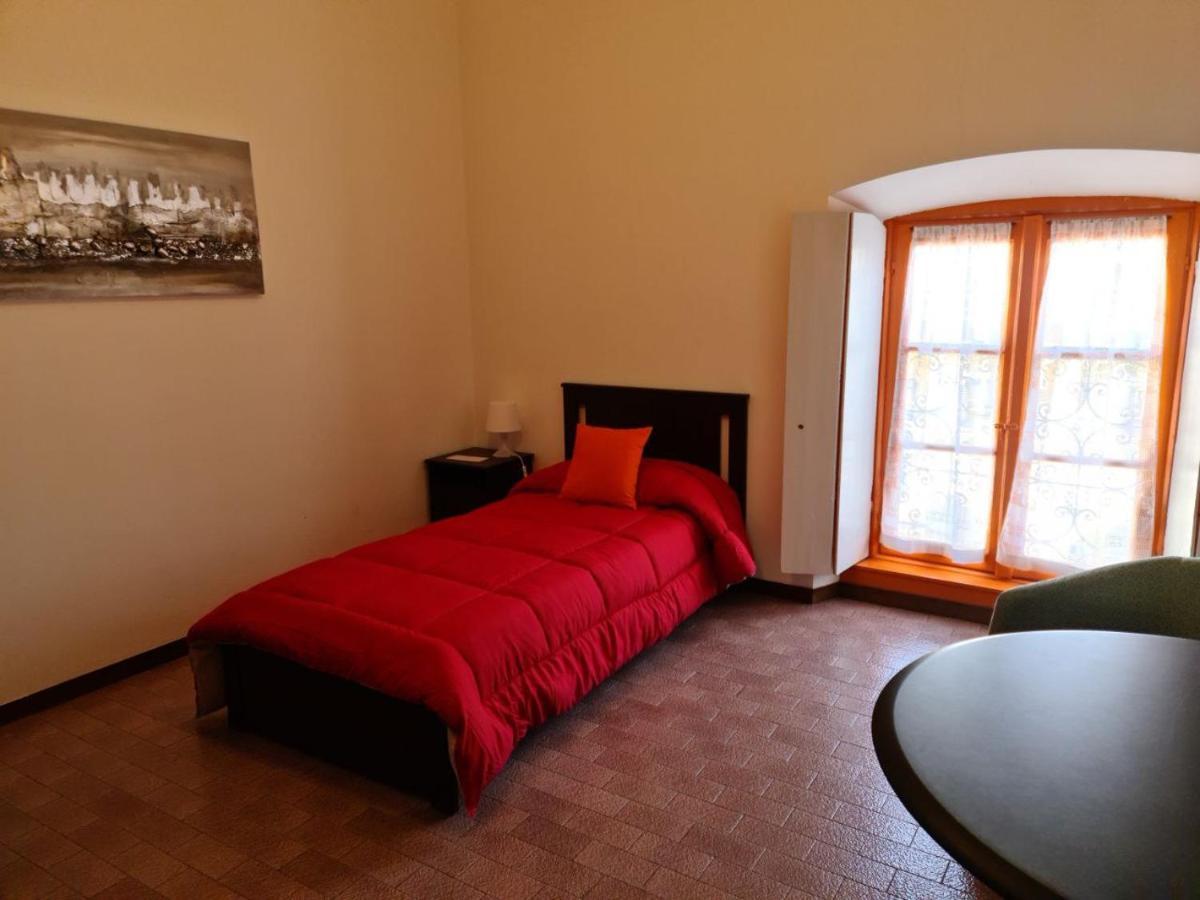 Villa Terzaghi Gorla Minore Екстер'єр фото